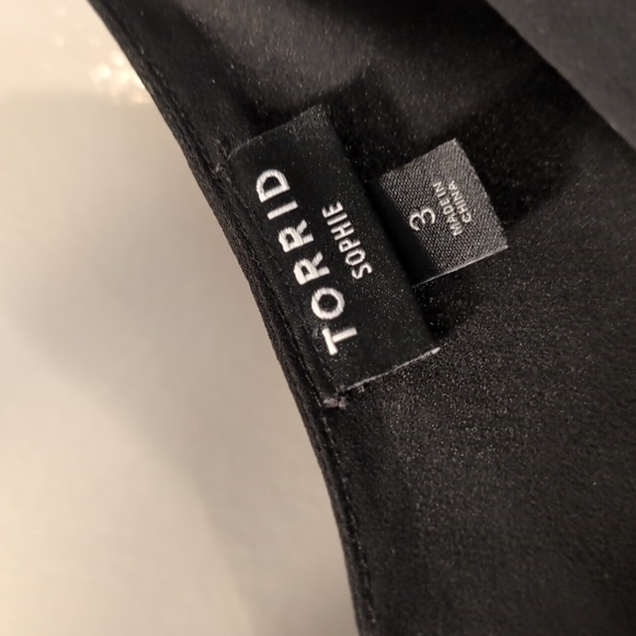 Torrid Sophie Swing Cami in Black - Picture 2 of 5